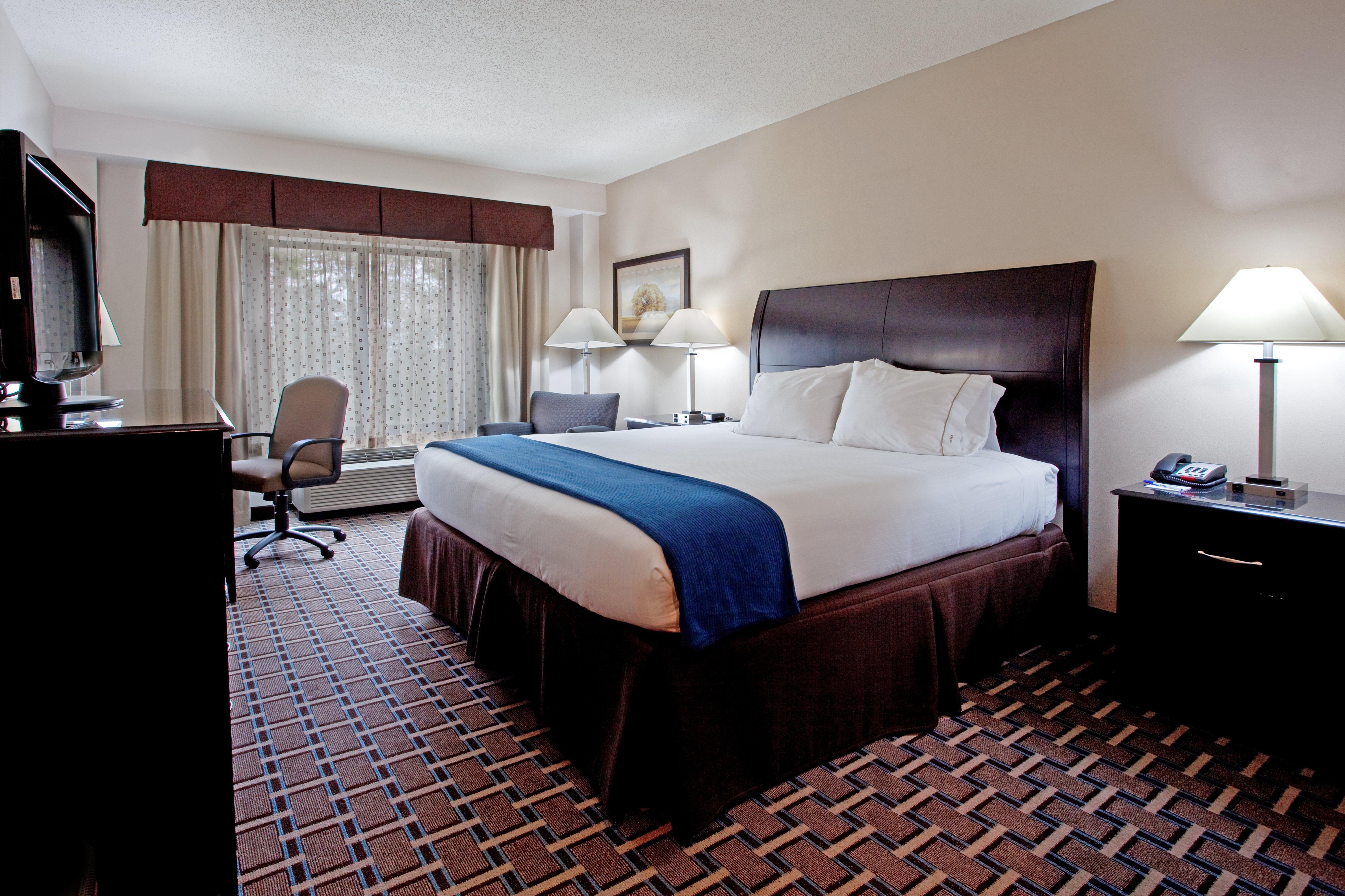 Holiday Inn Express Hotel & Suites Hope Mills-Fayetteville Airport, An Ihg Hotel Buitenkant foto