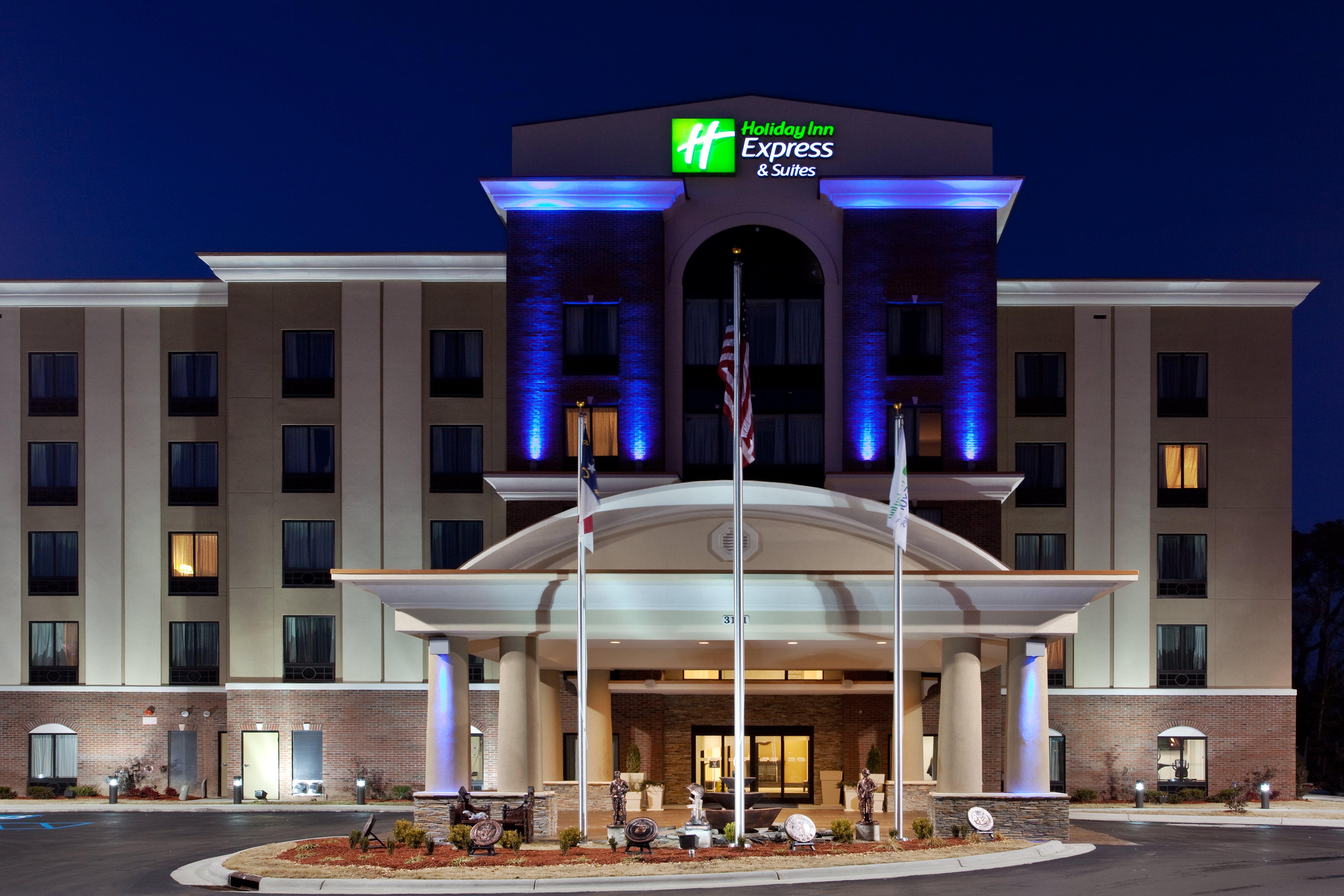 Holiday Inn Express Hotel & Suites Hope Mills-Fayetteville Airport By Ihg Buitenkant foto