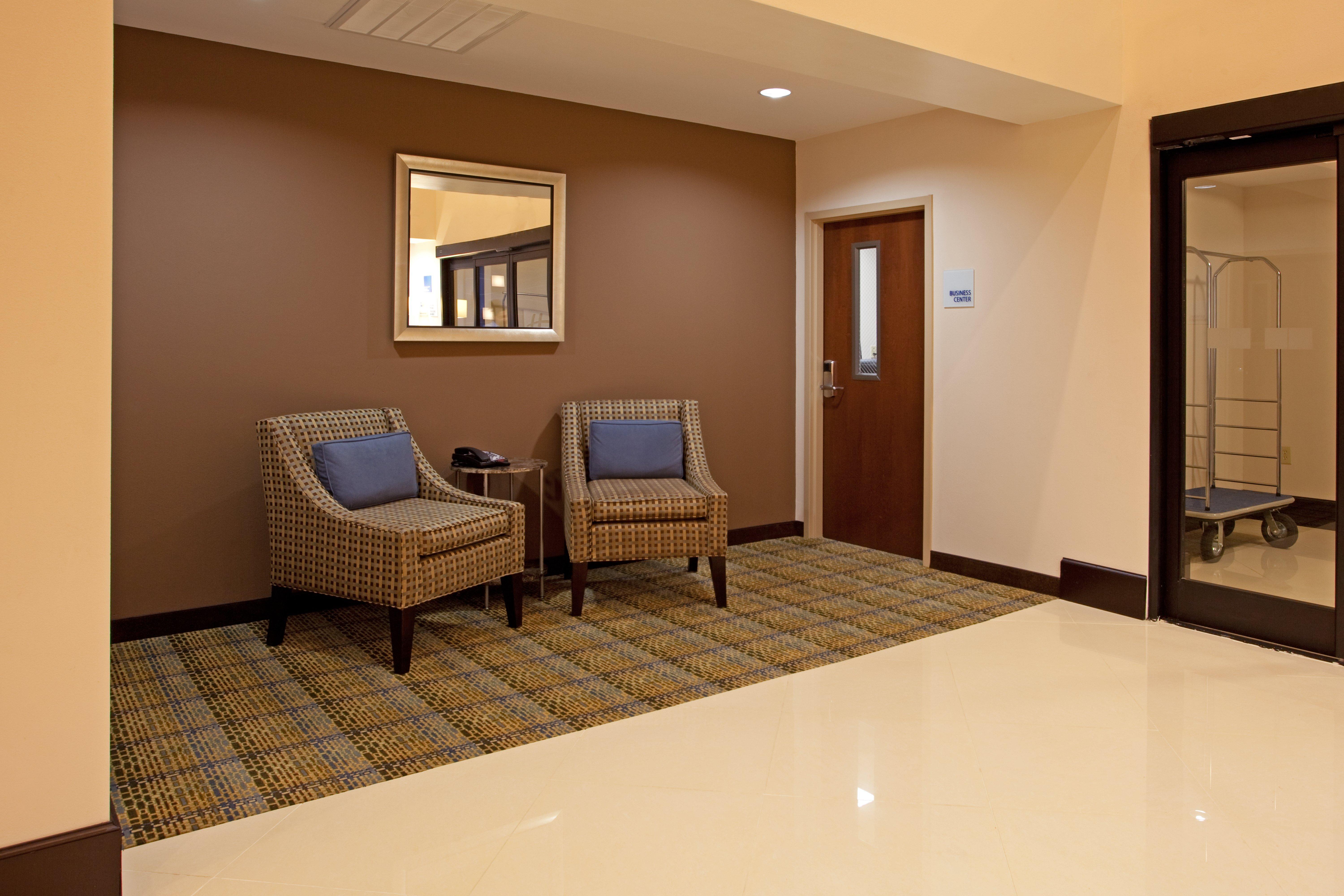 Holiday Inn Express Hotel & Suites Hope Mills-Fayetteville Airport By Ihg Buitenkant foto