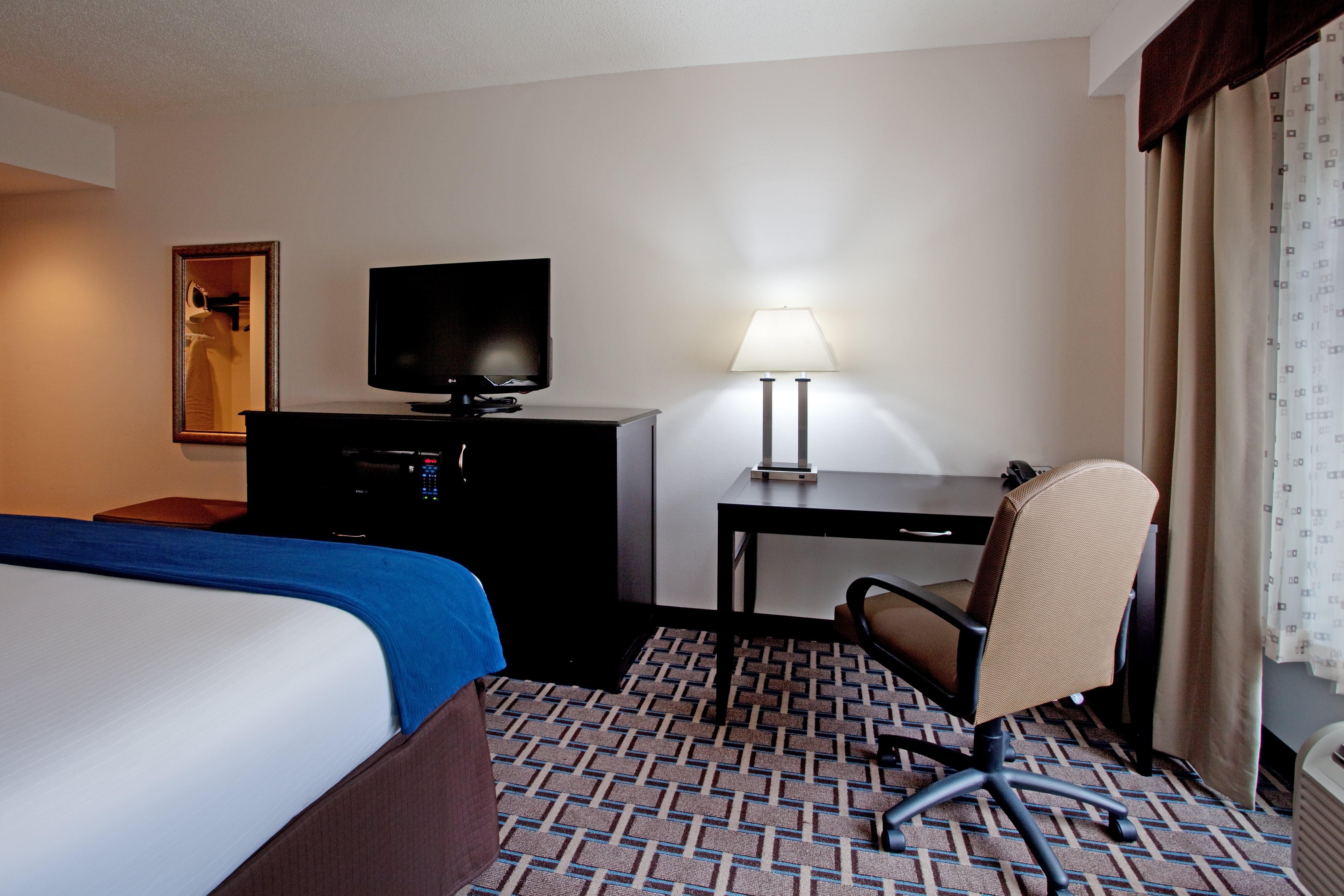 Holiday Inn Express Hotel & Suites Hope Mills-Fayetteville Airport, An Ihg Hotel Buitenkant foto