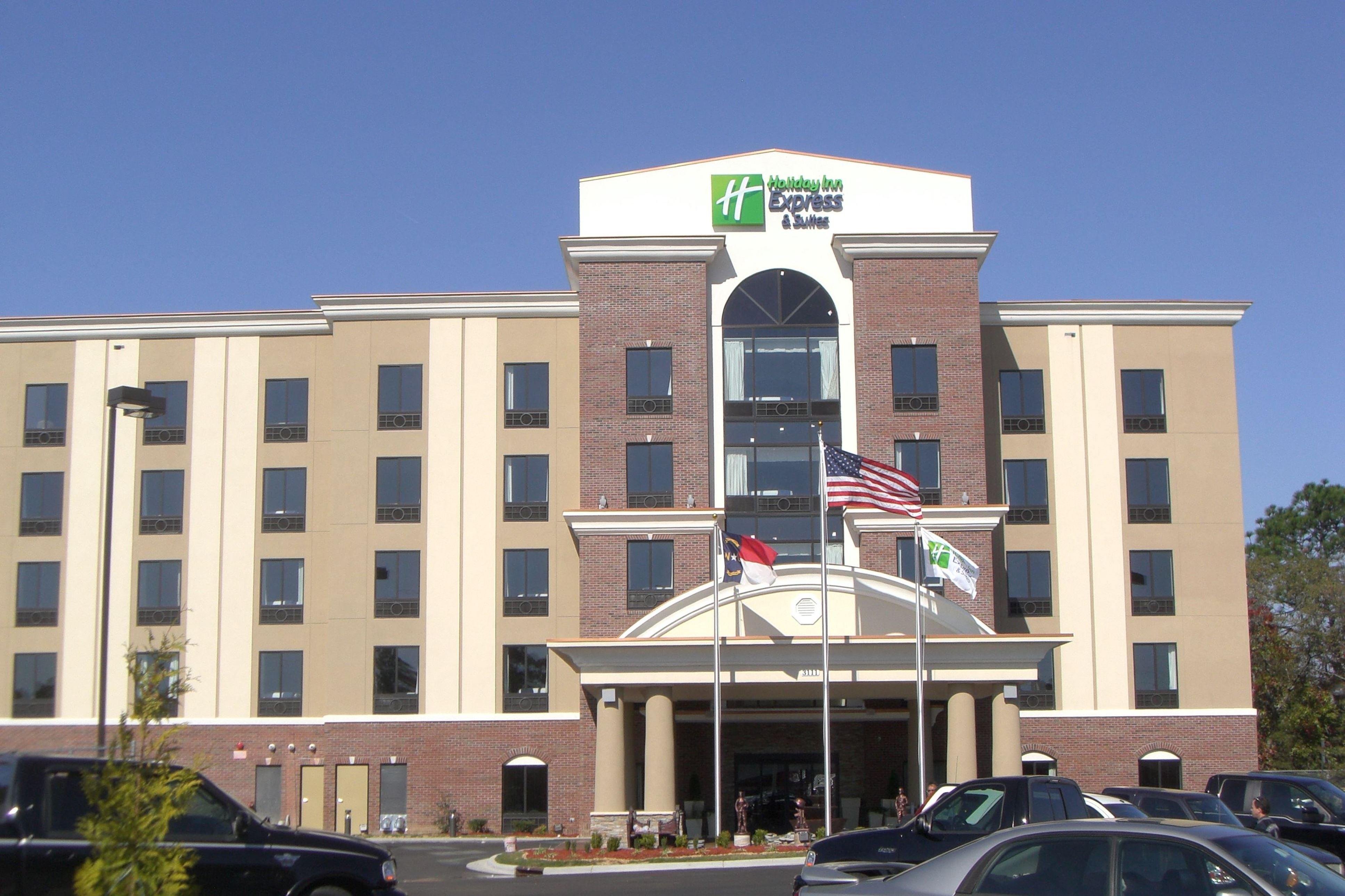Holiday Inn Express Hotel & Suites Hope Mills-Fayetteville Airport By Ihg Buitenkant foto