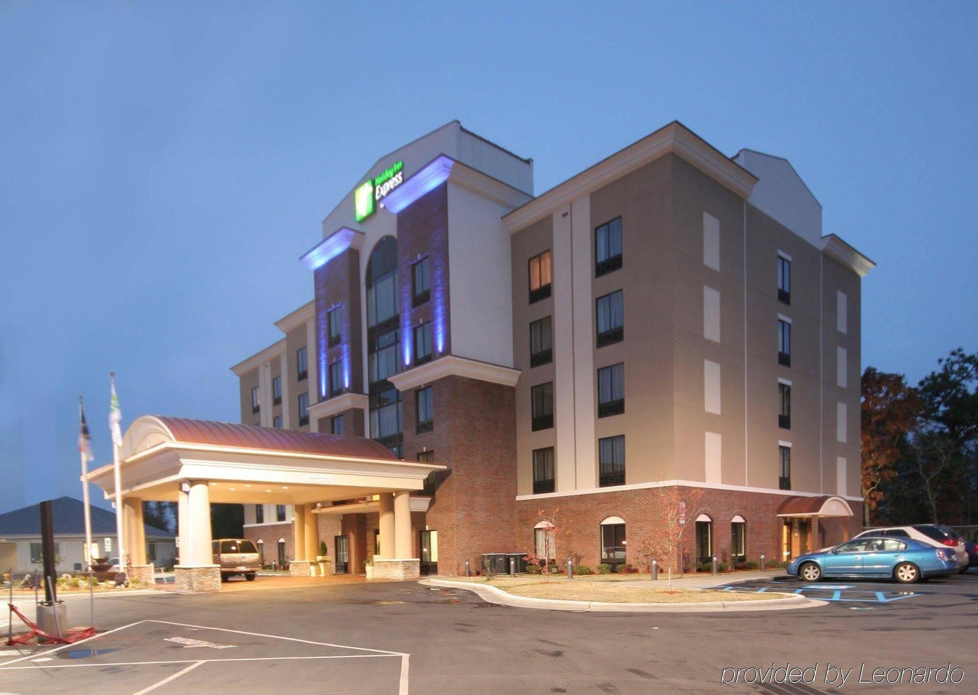 Holiday Inn Express Hotel & Suites Hope Mills-Fayetteville Airport By Ihg Buitenkant foto
